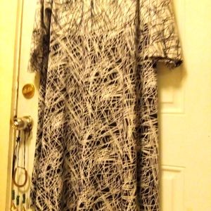 Women's Avenue Plus 26/28 Black & White Scribble Design 3/4 Sleeve Midi Dress